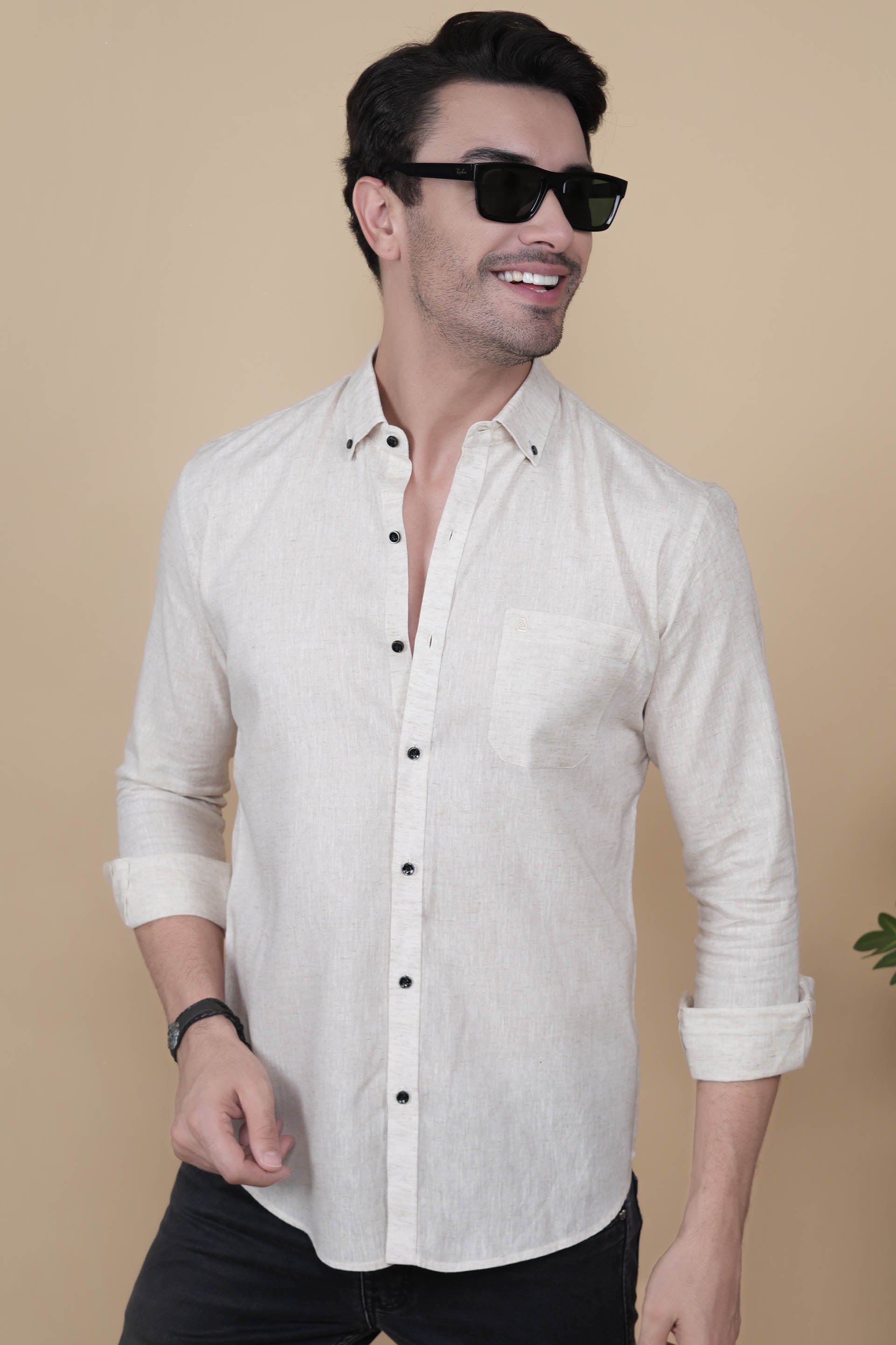 Naty Cream Linen Solid Shirt
