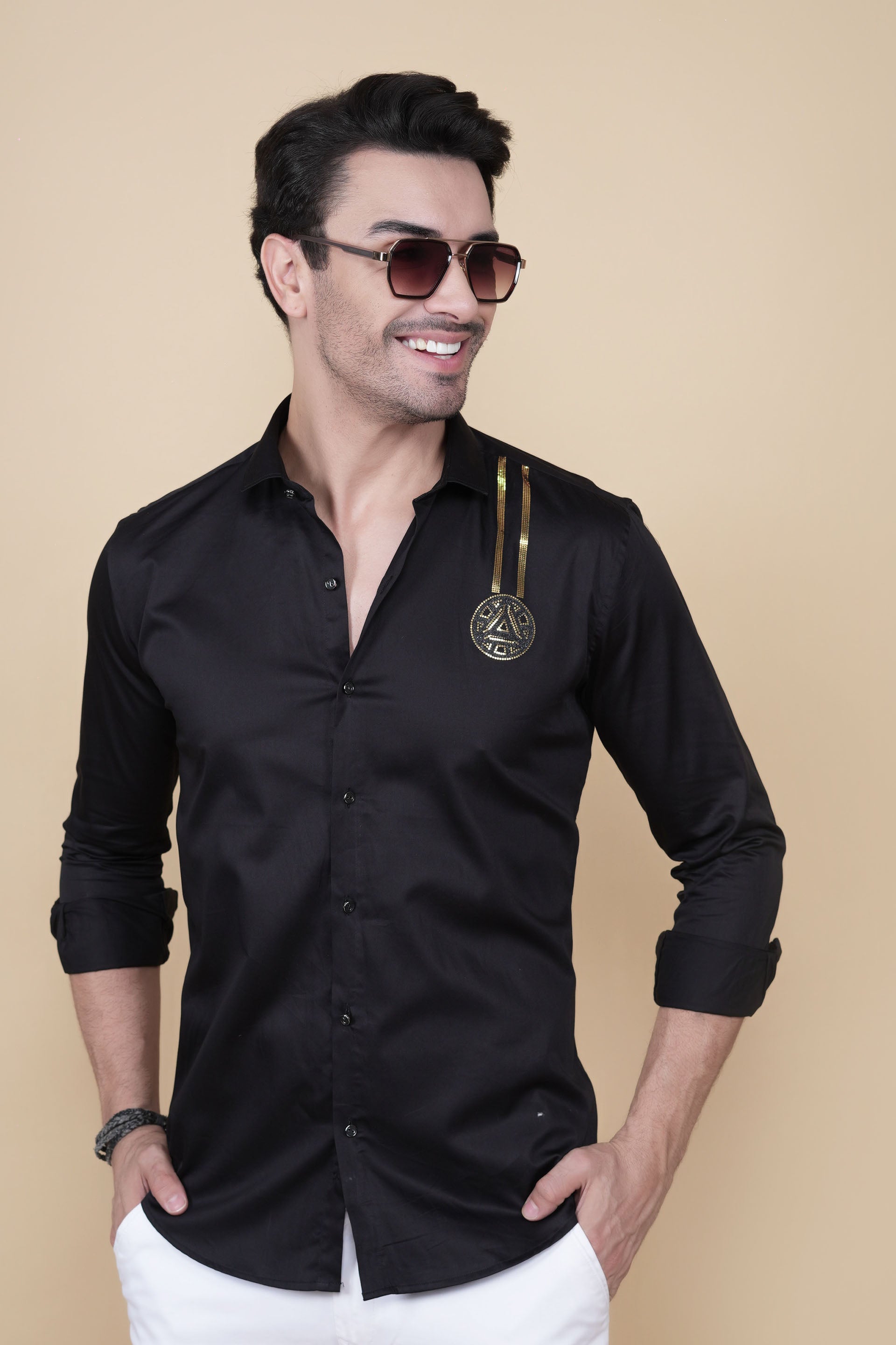 Alvar Black Cotton Metallic Gold Solid Shirt