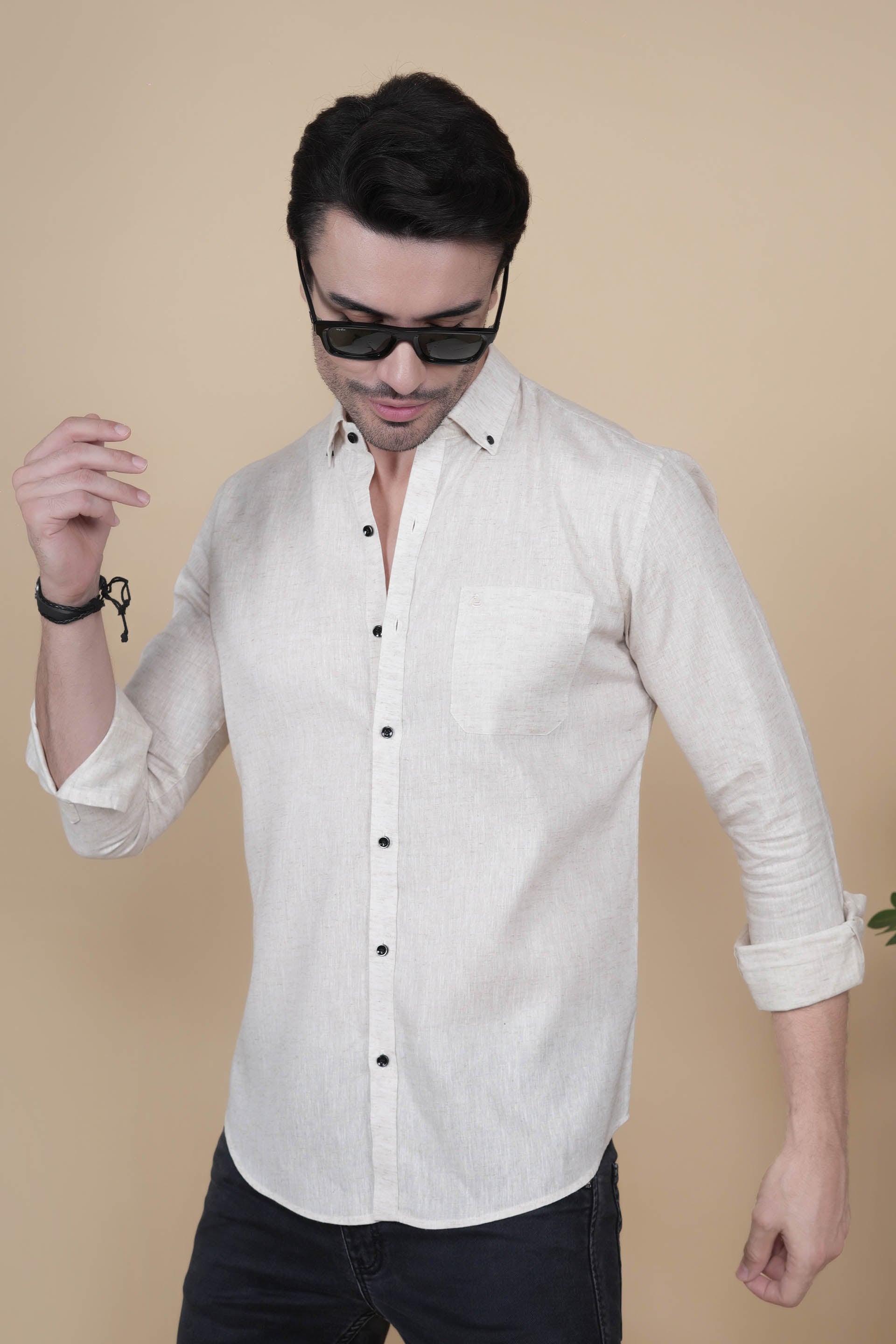 Naty Cream Linen Solid Shirt