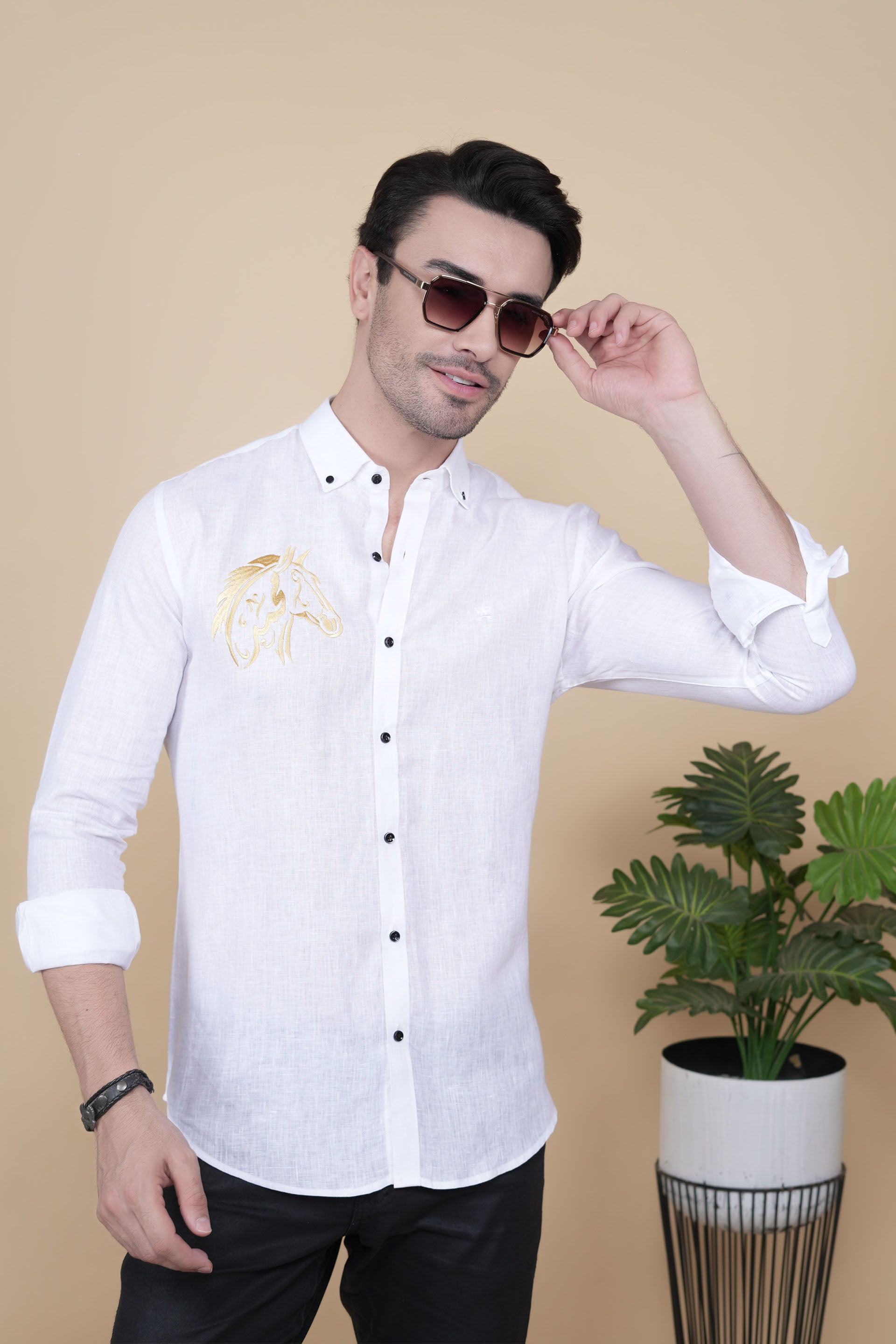 Kiril White Linen Solid Shirt