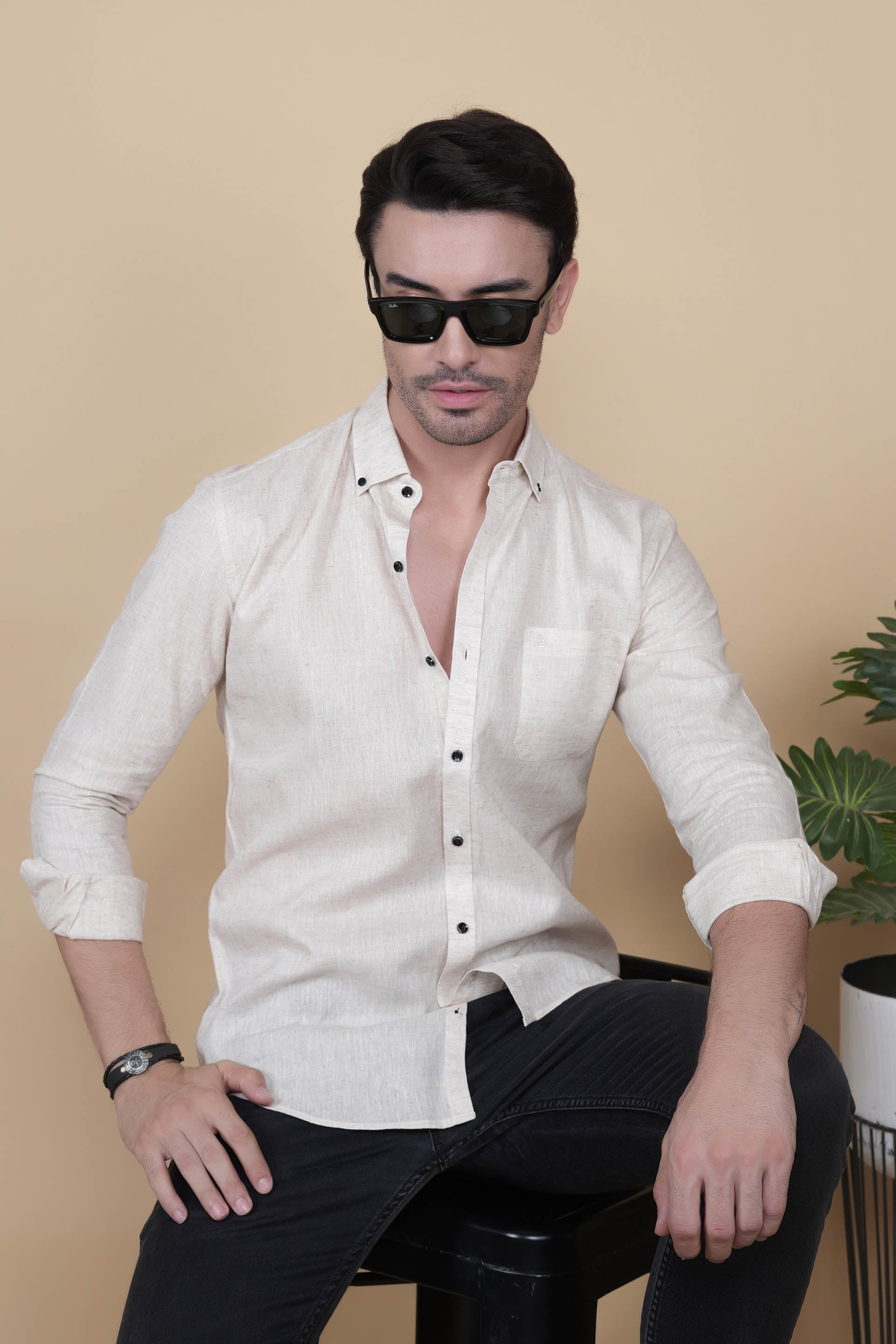 Naty Cream Linen Solid Shirt