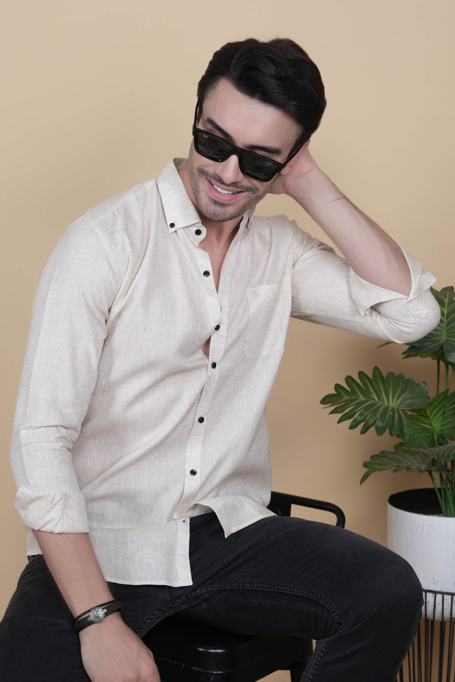 Naty Cream Linen Solid Shirt
