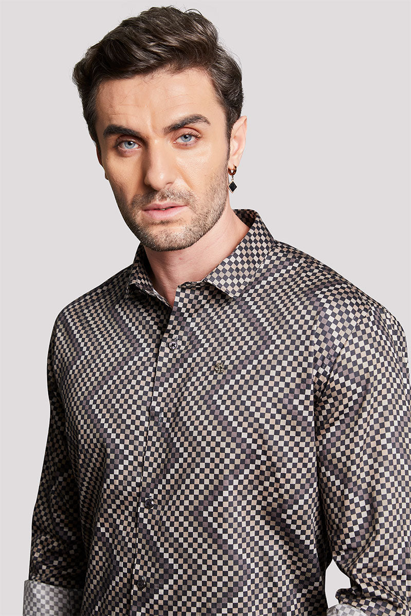 Kilian Brown Checkered / Geometric Print