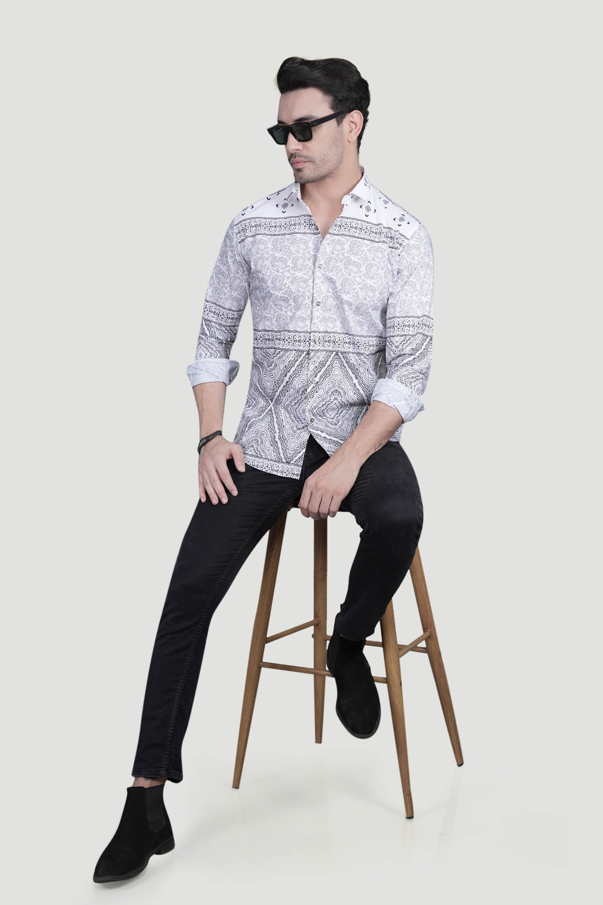 Tiberius White Cotton Printed Shirt