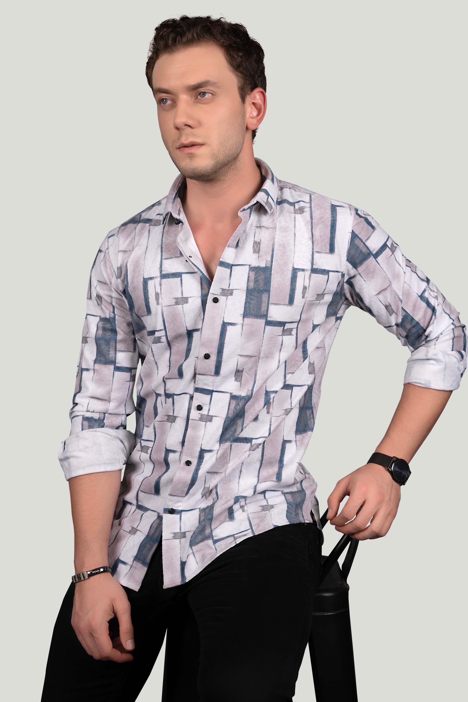 chic-leroy-pink-abstract-printed-shirt