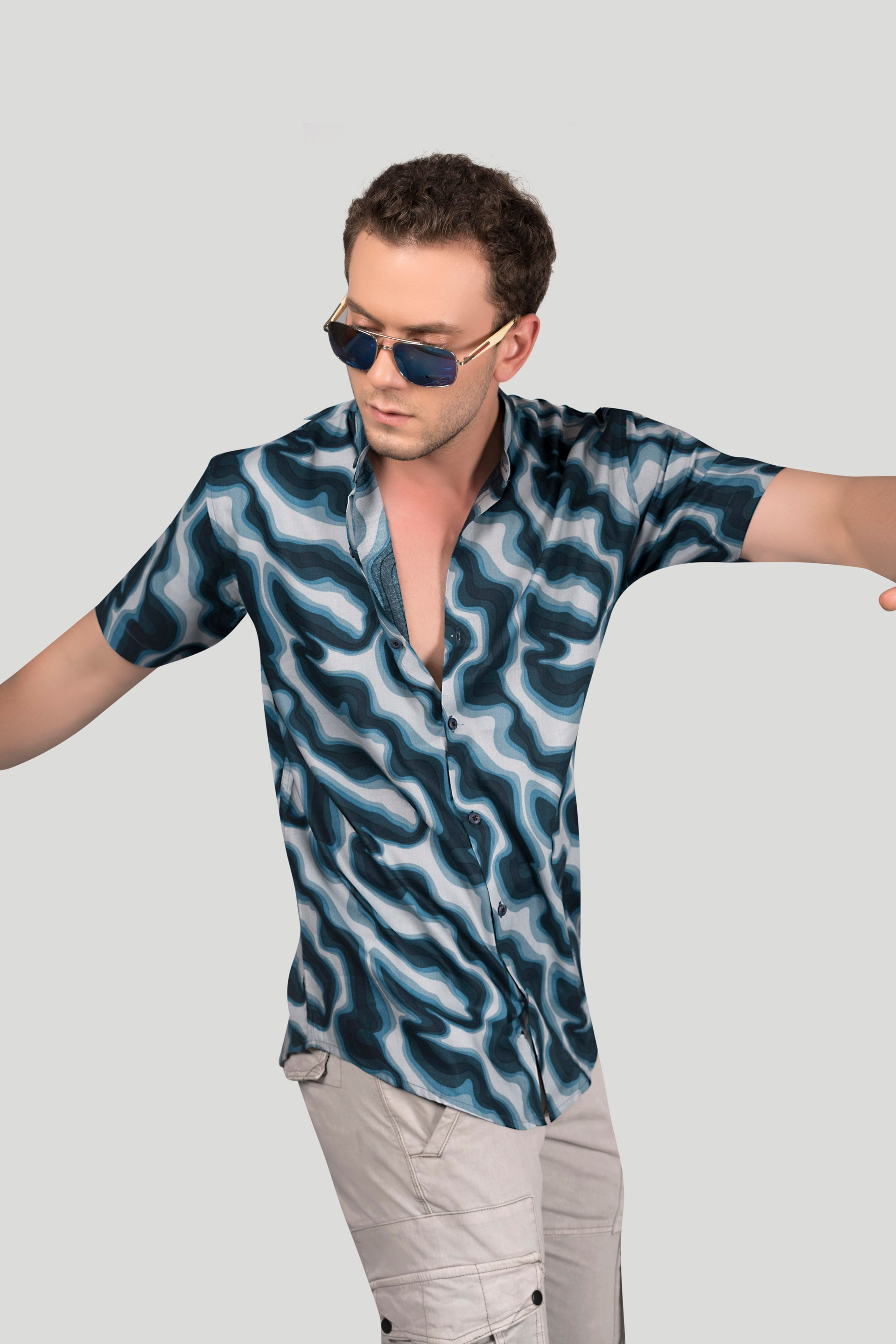 elegant-landen-blue-viscose-print-resort-shirt