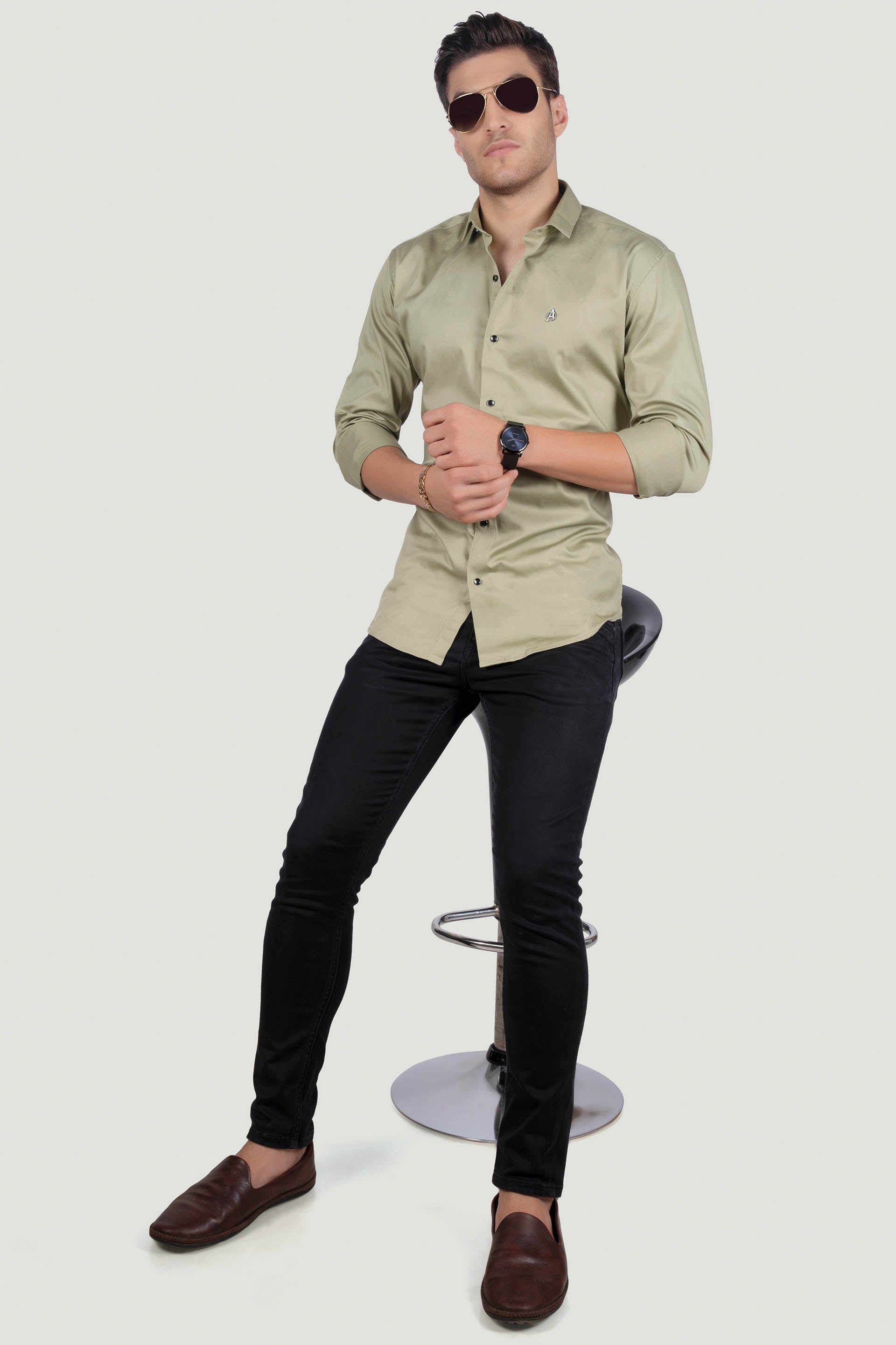 elegant-oscar-light-green-solid-shirt
