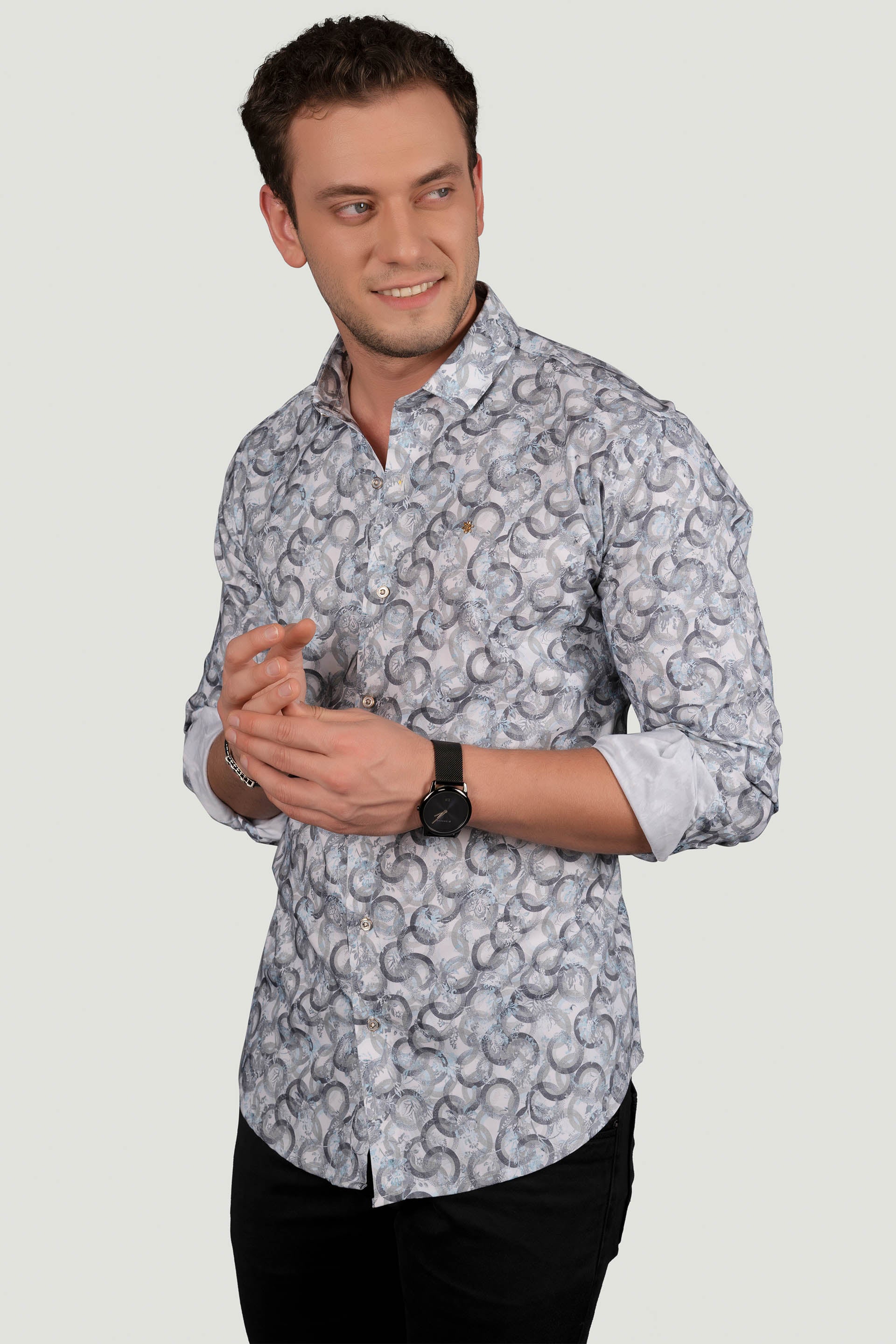 emerging-raylan-white-geometric-printed-shirt