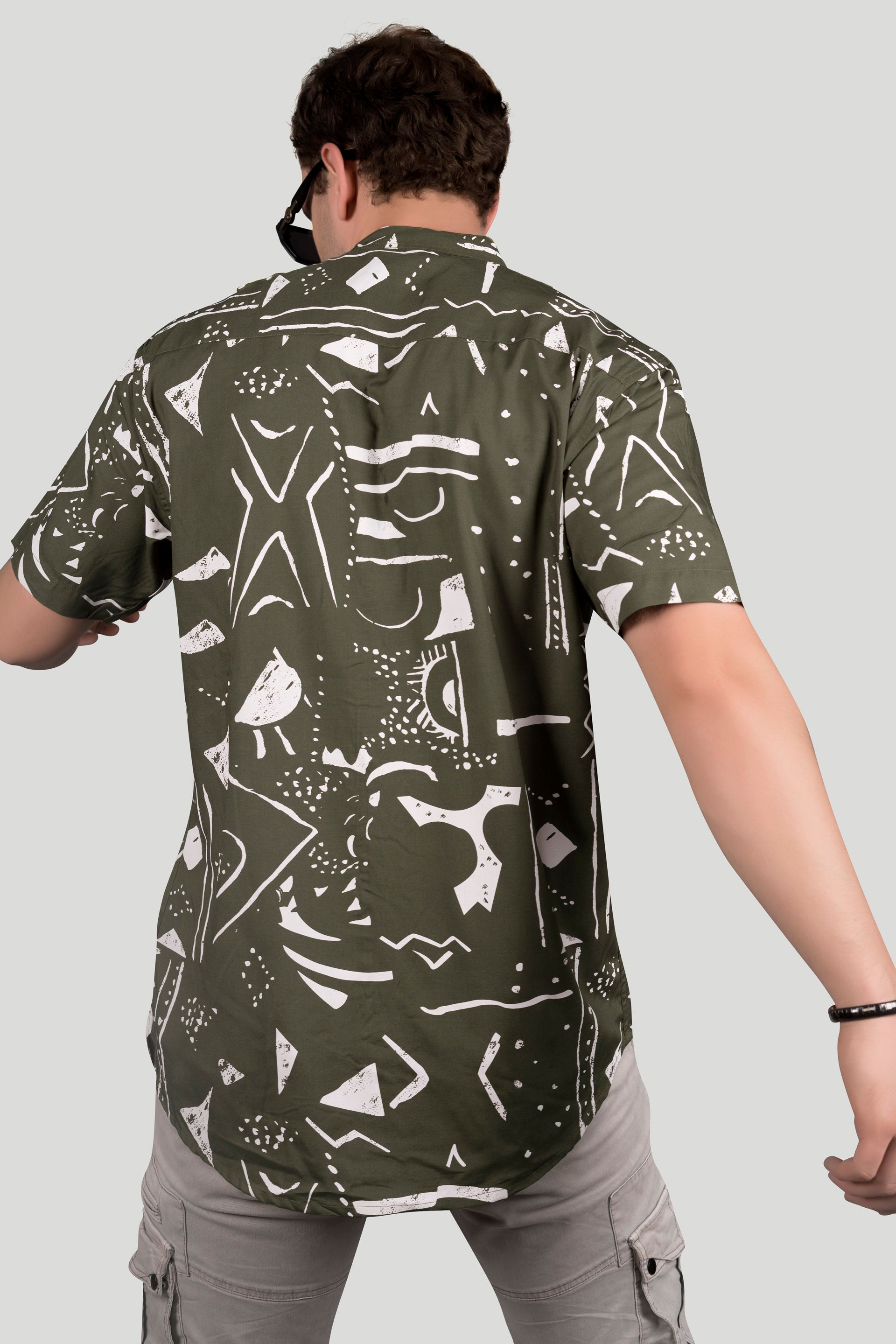 iconic-roger-green-viscose-print-resort-shirt