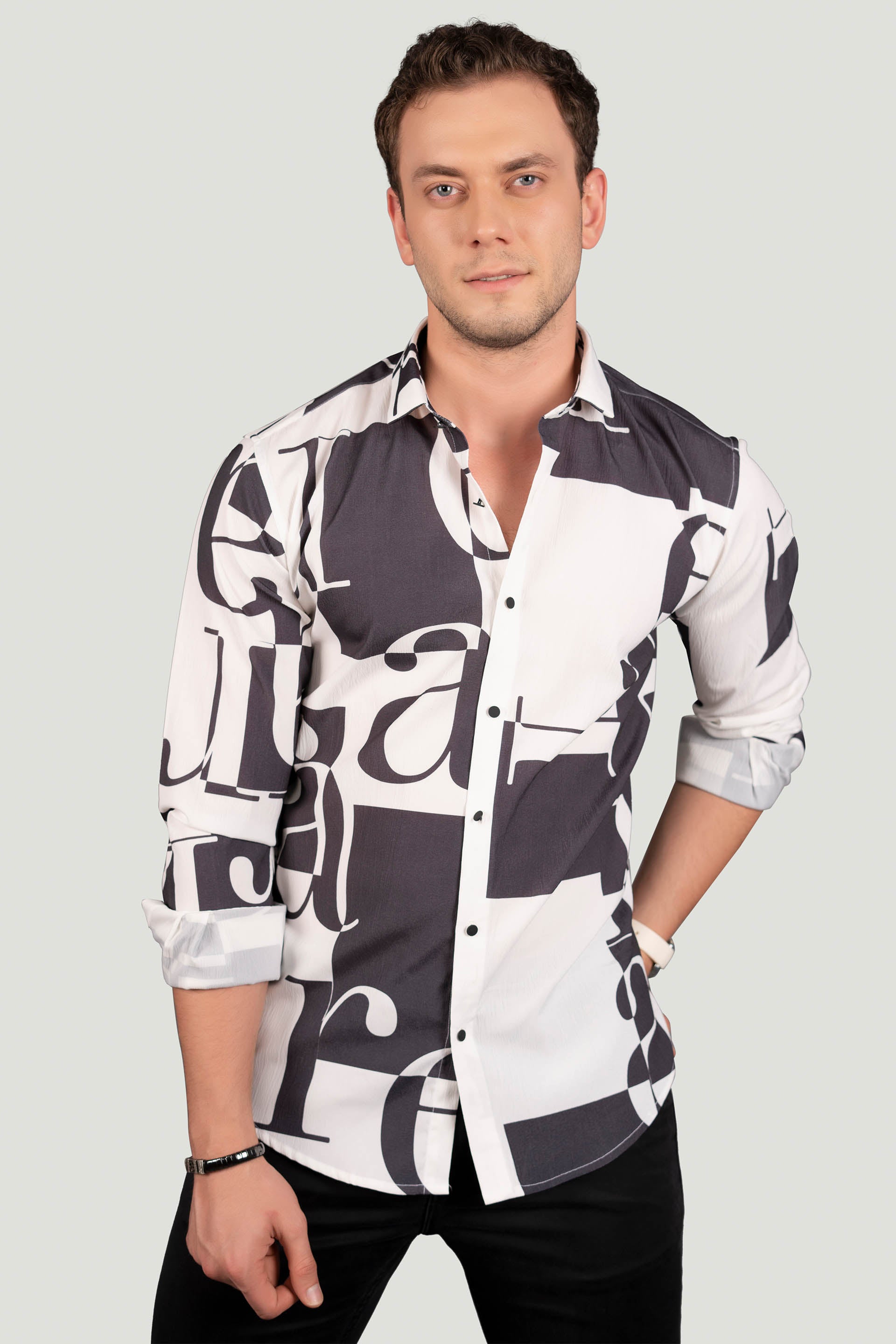 leighton-black-minimilastic-printed-shirt