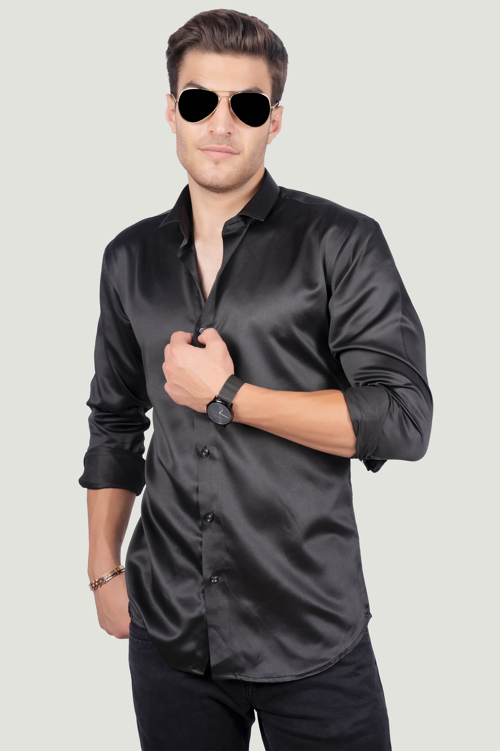 radiant-damiano-black-solid-shirt