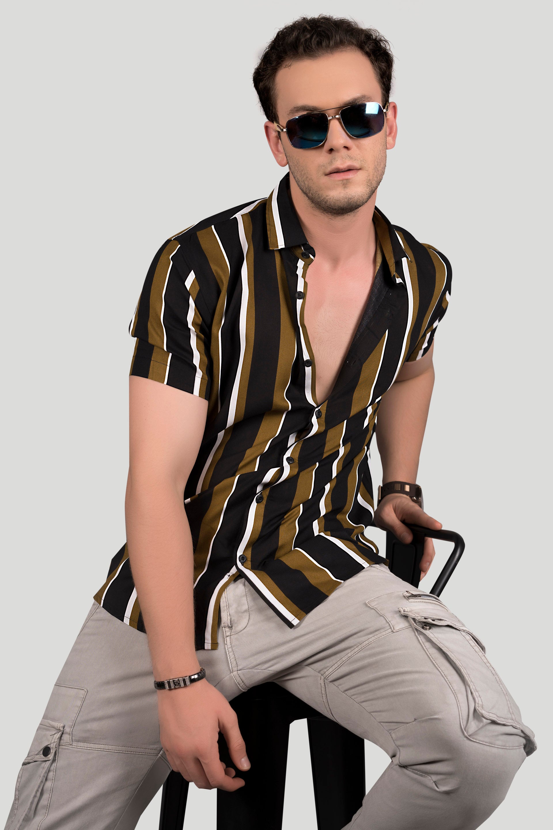 refined-dillon-black-viscose-print-resort-shirt