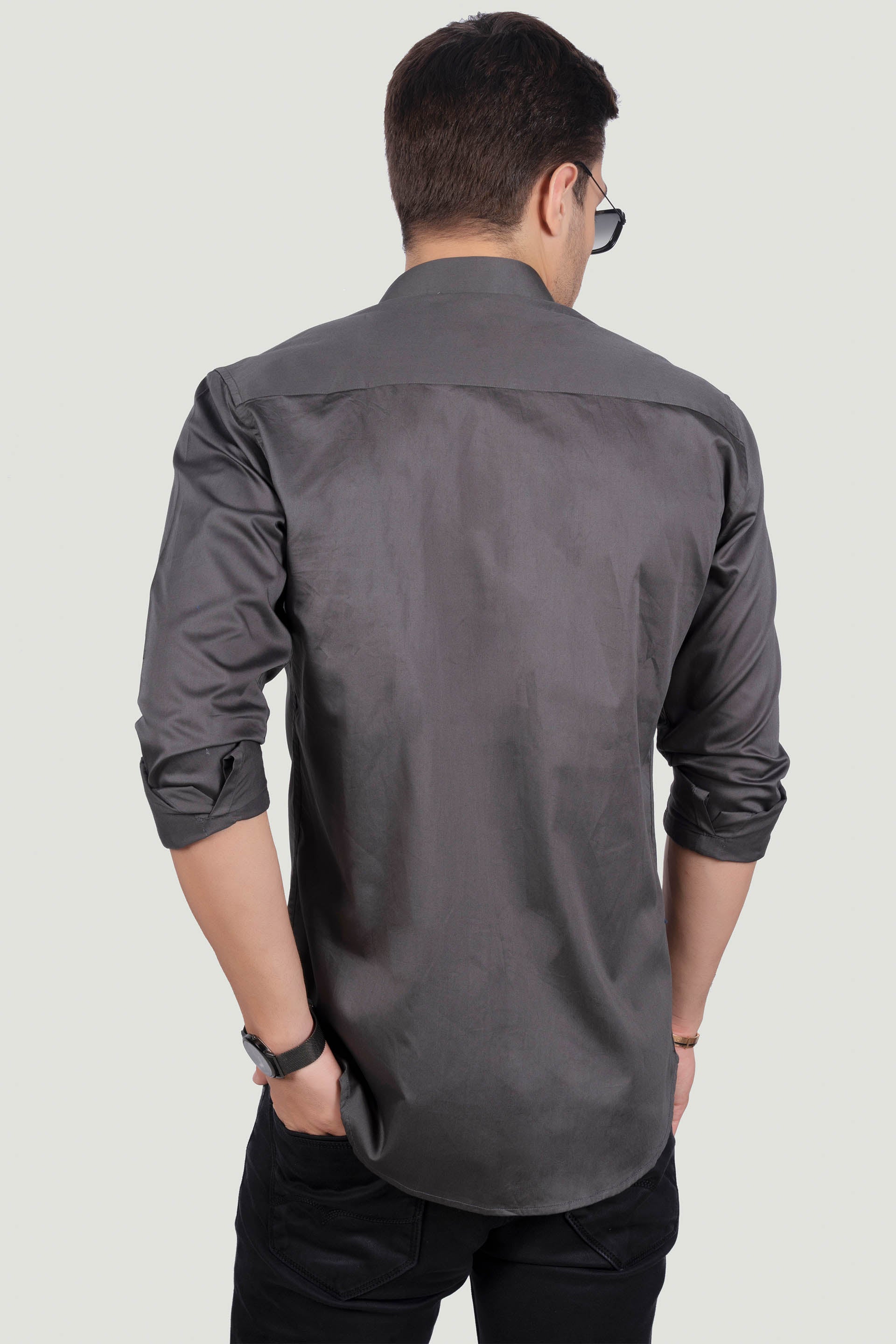 GASPARE BLACK SOLID